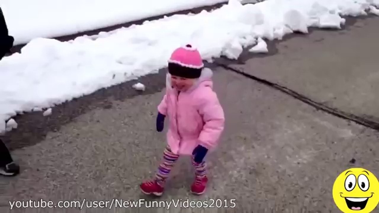 Funny Videos - Babies Laughing at Dogs - Cute dog & baby compilation