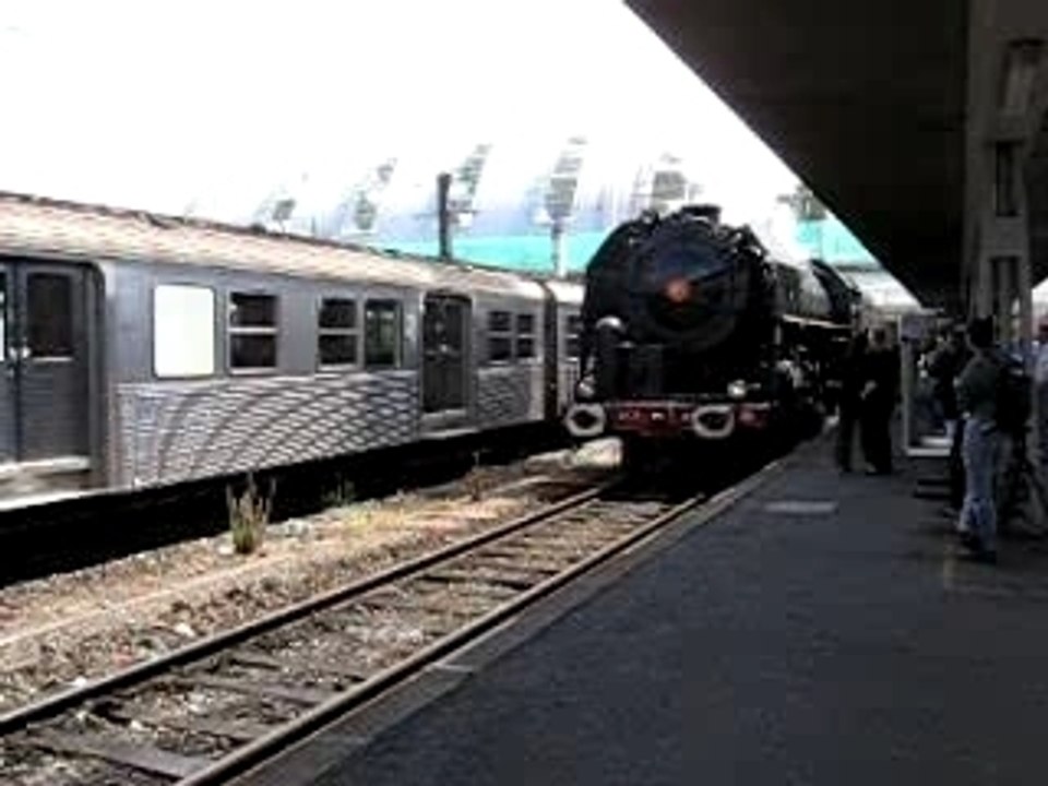 Marche d'essai 141R840 au départ d'ORLEANS