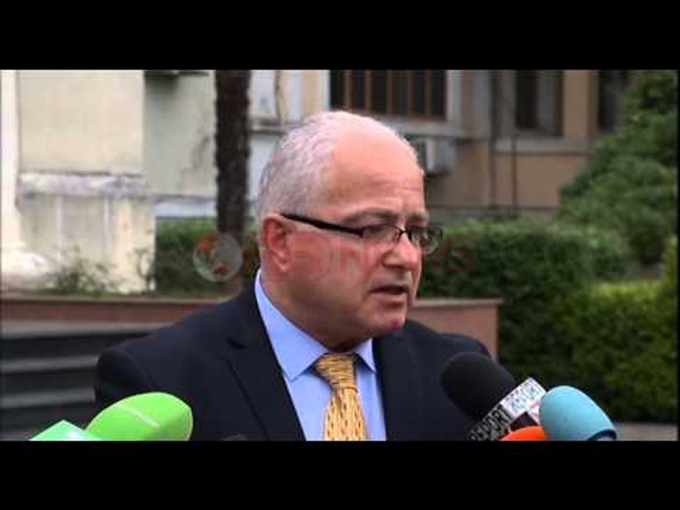 PD kërkon përjashtim me 10 ditë nga Kuvendi për deputetin Braçe- Ora News- Lajmi i fundit-
