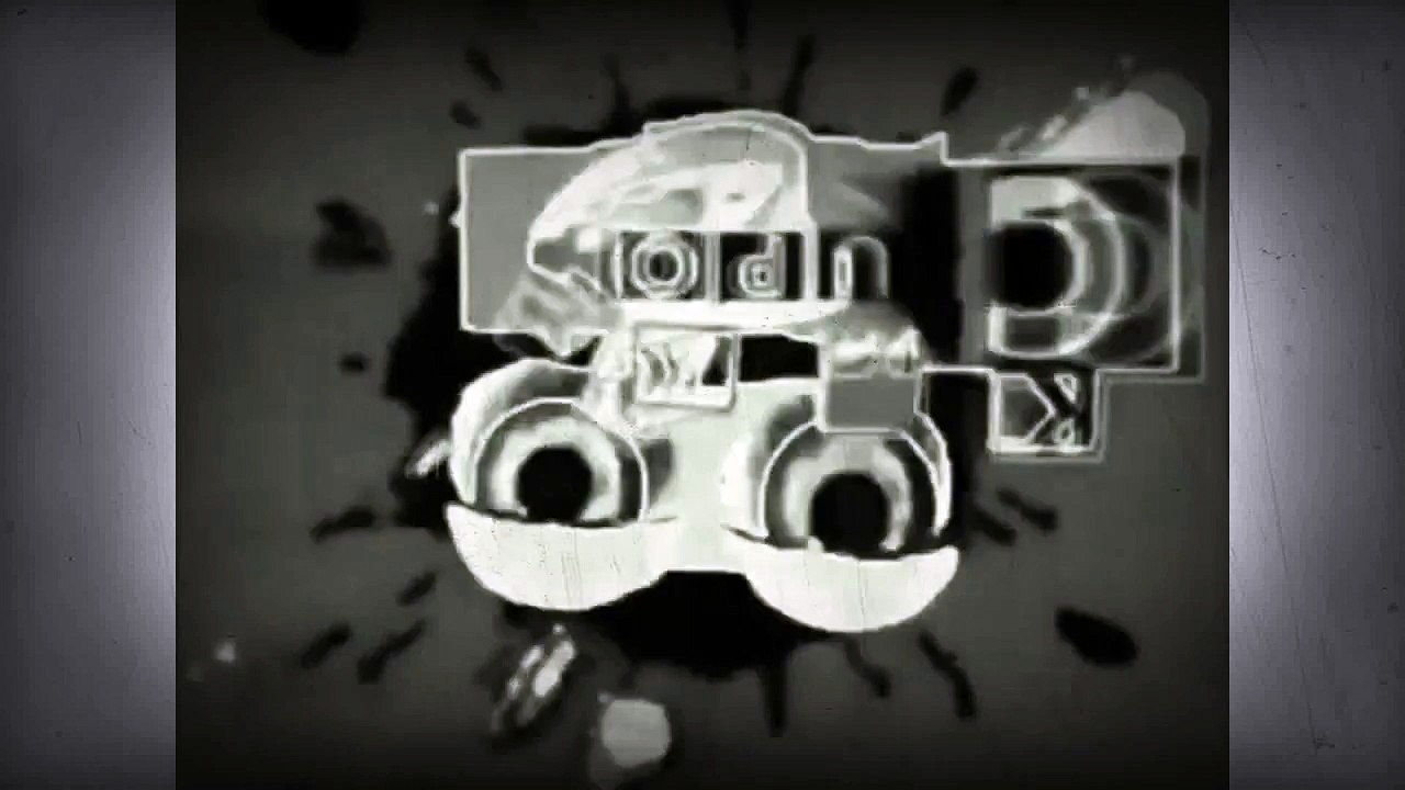 Preview 2 singing Peppa Pig Theme Song in Haunt