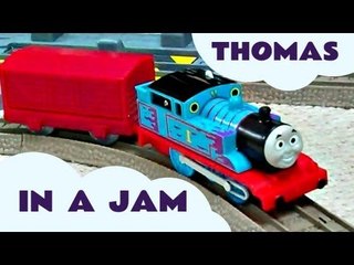 Trackmaster THOMAS IN A JAM Thomas & Friends with exploding truck /car Kids Toy Train Set