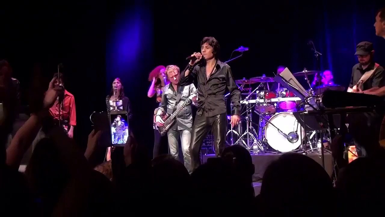 Jean-Luc Lahaye : "J'aime les jeunes femmes..."