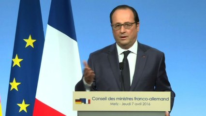 Réfugiés : Hollande et Merkel affichent optimisme et unité