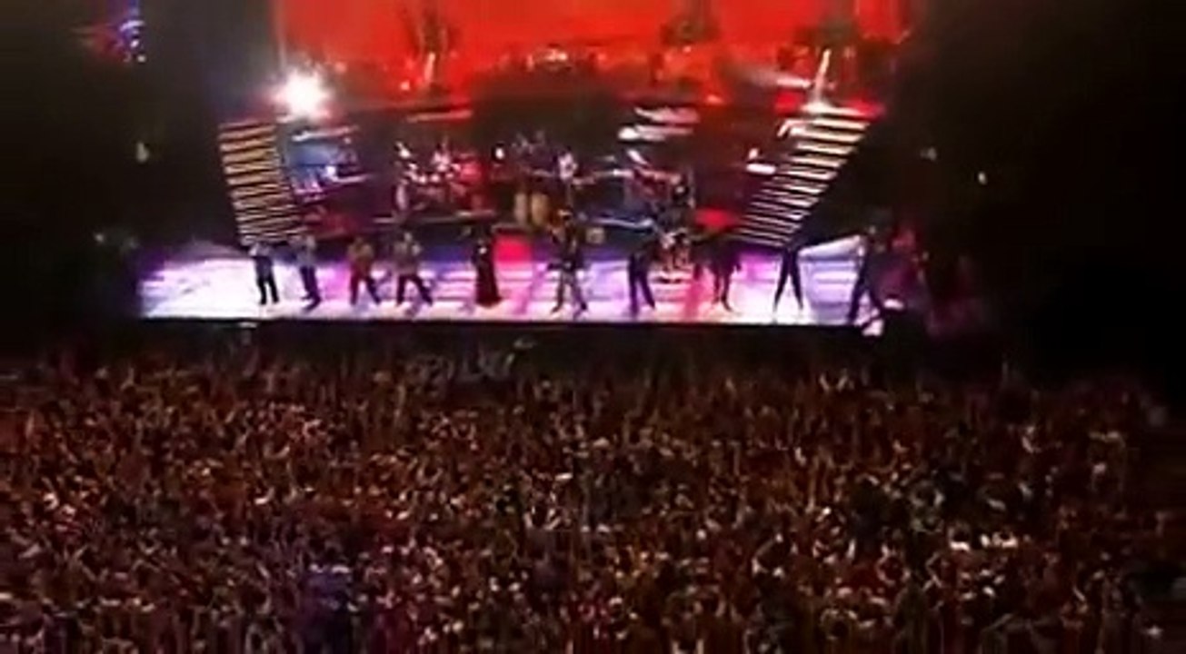 Phil Collins - En Concert a (Paris 2004) 19