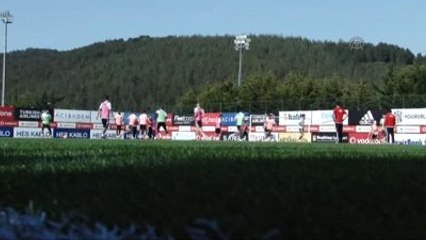 Beşiktaş'ta Oğuzhan Özyakup Takımla Çalıştı (2)