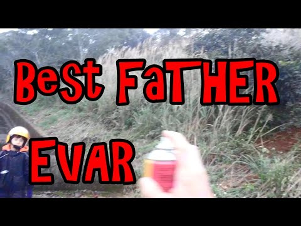Teaching 7 Year Old How to GRAFFITI !