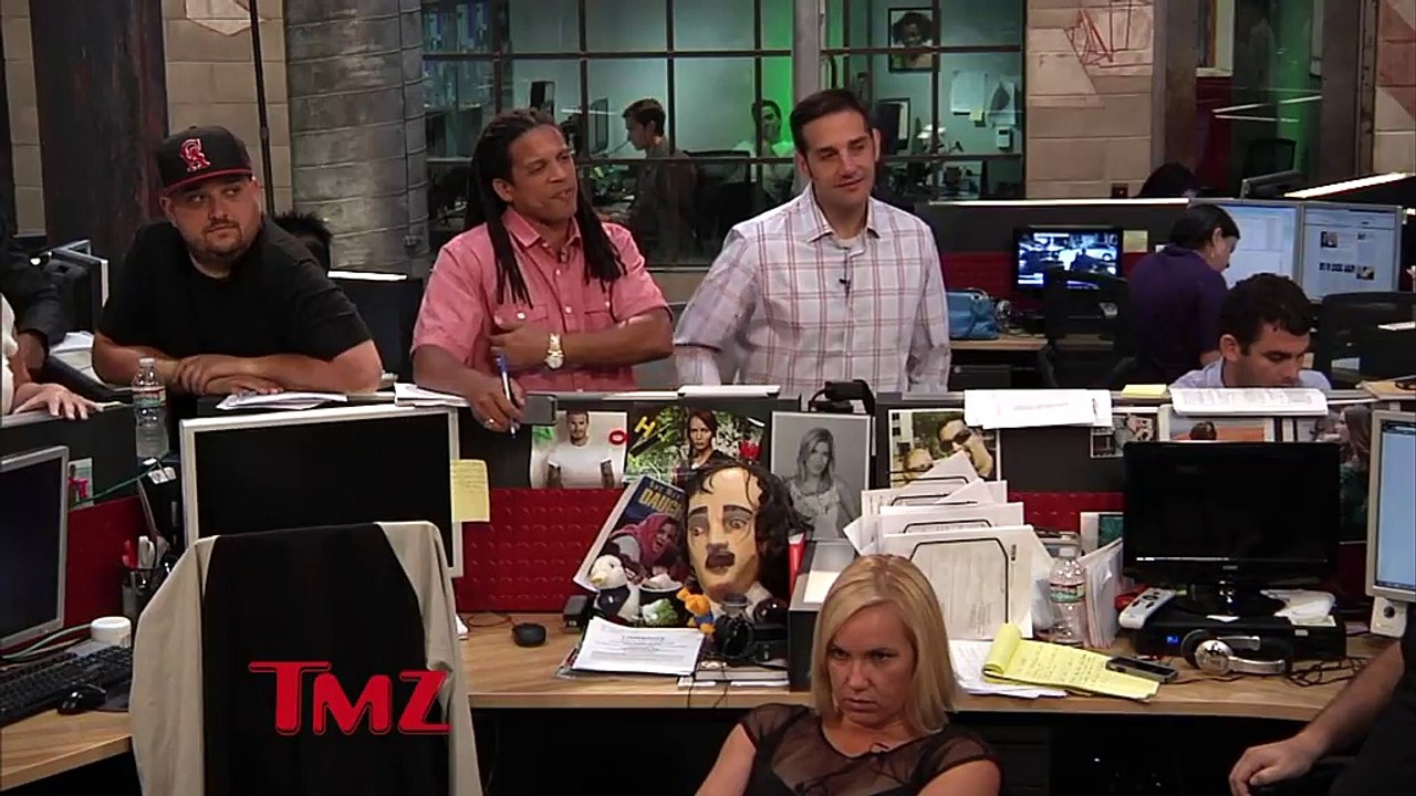 Cristiano Ronaldo’s Girlfriend – Side Boob or Cleavage?