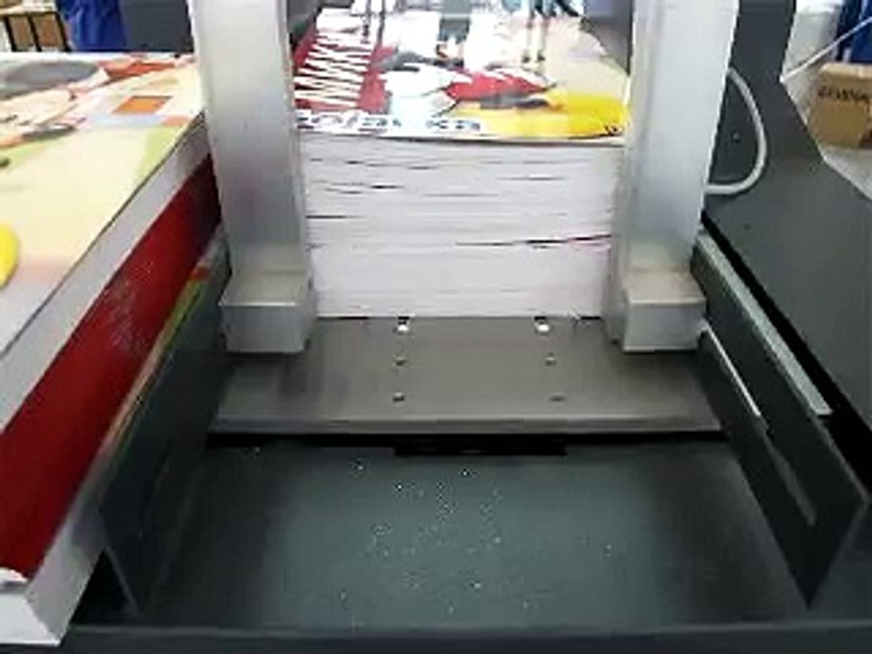GAUSI AUTOMATSKO ULAGANJE FEEDER I TRAKA.AVI