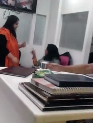 NAB officers wife misbahaves with shugafta ijaz's wife and ransack his saloon