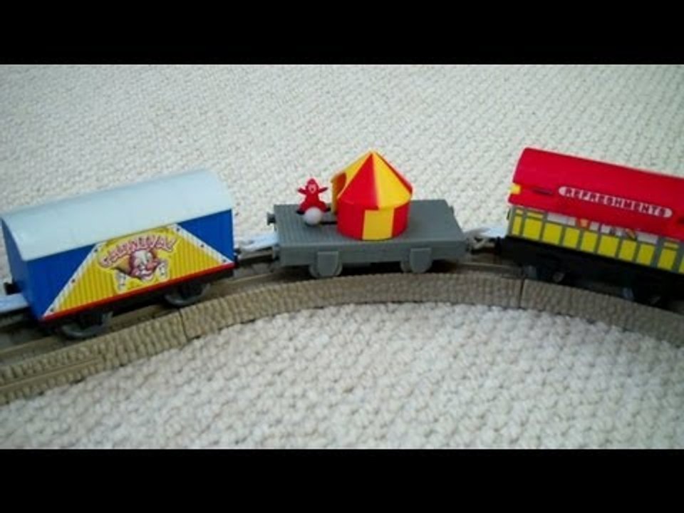 Trackmaster  ROSIE'S FUN FAIR TRUCKS Thomas The Tank Engine Kids Tomy Toy Train Set Thomas The Tank
