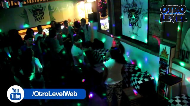 madre encuentra a su hija bailando perreo y le hizo lo peor