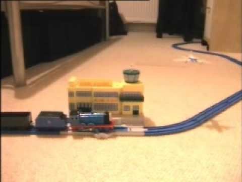 Tomy Trackmaster at Sodor Airport Thomas & Friends & Edward Kids Toy Train Set Thomas The Tank