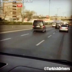 Ne Demek Ticari Makas Atmaz Bu Adam Çıldırmış -D