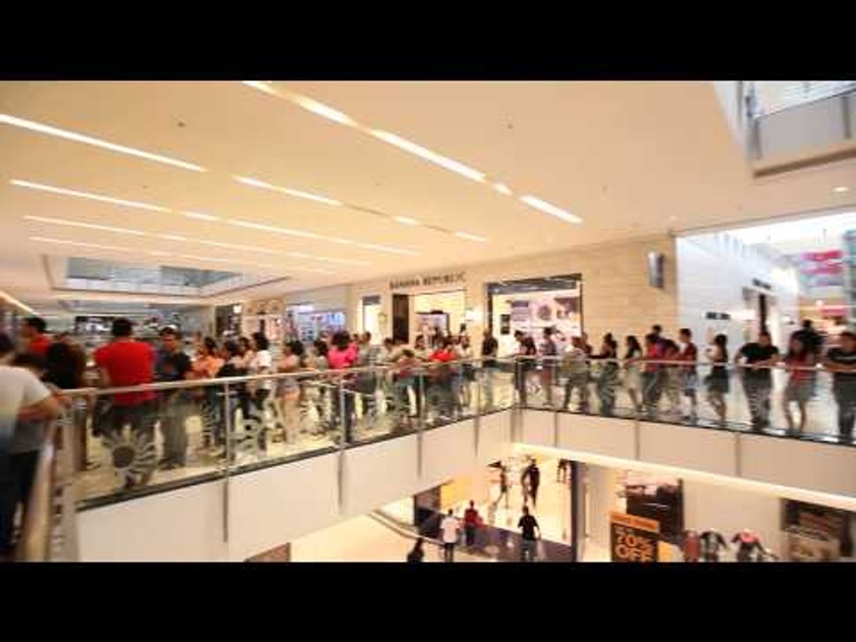 Largas filas para comprar #BlackFriday