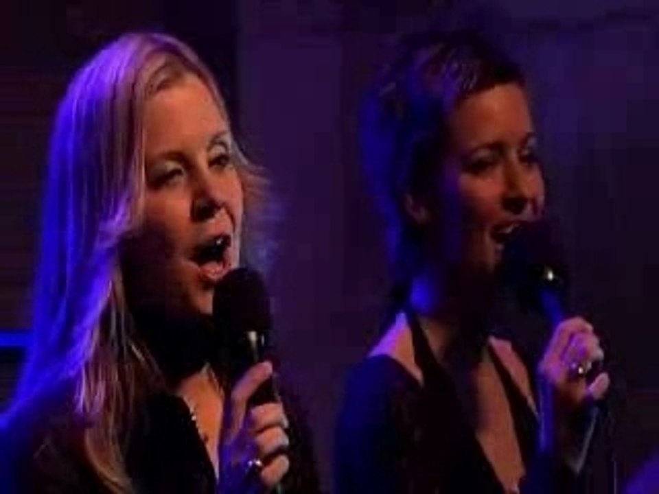 Oslo Gospel Choir - Come, Now Is The Time To Worship