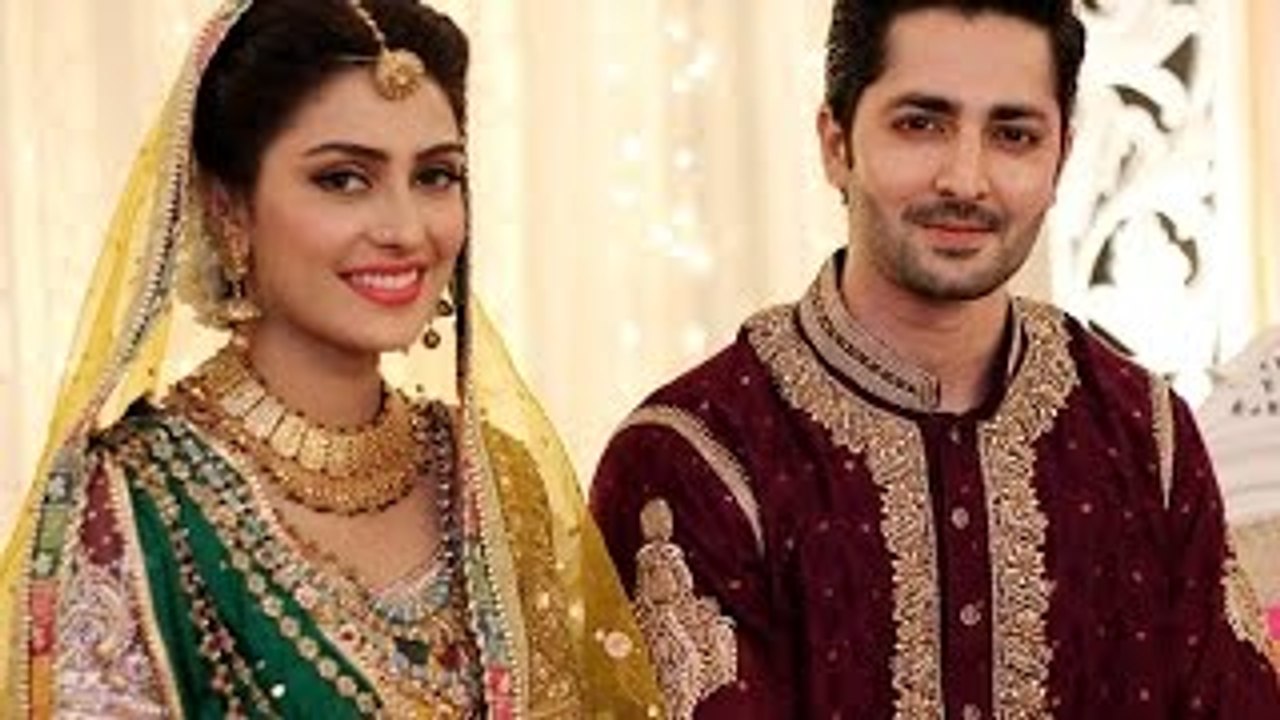 Danish Taimoor and Aiza Khan Mehndi Dance
