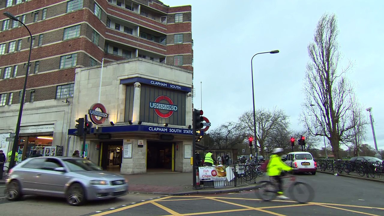 Forgotten secret wartime Tube station opened - BBC News