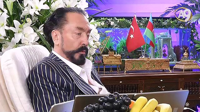 Hz. Hızır (as) Hz. Musa (as)’ın asası, Peygamberimiz (sav)’ın mağaradaki arkadaşı da olmuştur.