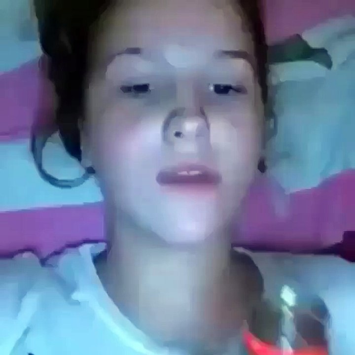 Funny clip grils