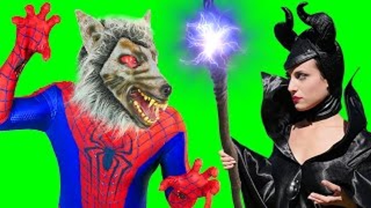 Frozen Elsa Goes in Jail vs poison vs Spiderman & Pink - Spidergirl Fun Superhero in Real Life