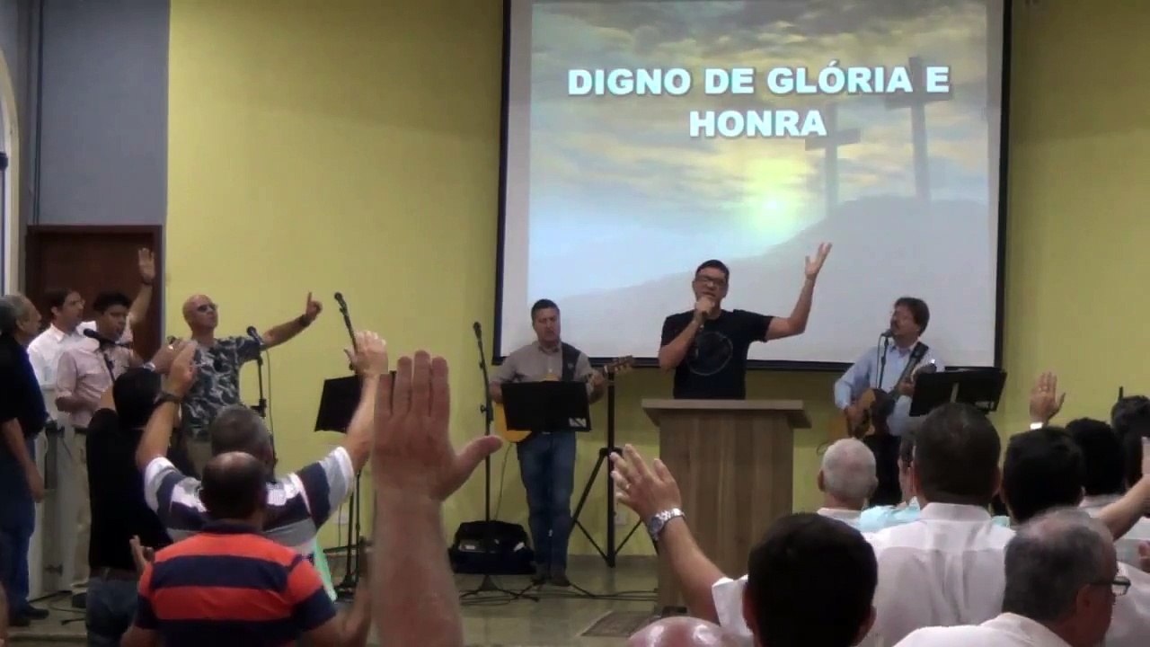 Louvor - Digno de Glória