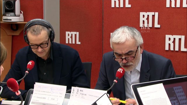 Réunionite : Poésie pour cadres en bois , analyse Pascal Praud