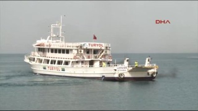 İzmir Midilli Adası'ndan Yeni Mülteci Grubu Dikili Limanı'na Geldi