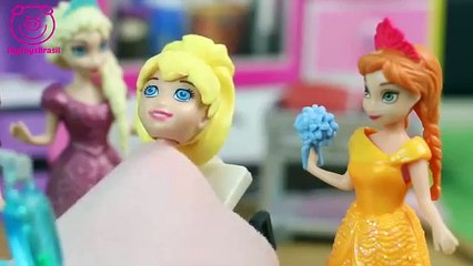 Novelinha da Polly Pocket e Frozen Ep 11 Polly Sai do Hospital Rafinha Leva Pra Casa ToyToysBrasil