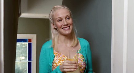 THE ONES BELOW - Trailer (Psychological Thriller - Clémence Poésy) [HD, 720p]