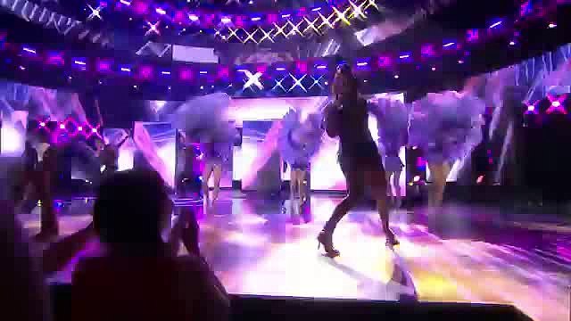 Jennifer Lopez Performs I Ain't Your Mama and Let's Get Loud - AMERICAN IDOL