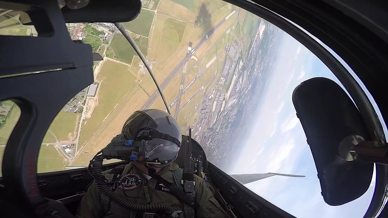 Pride of Pakistan - JF-17 Thunder at Paris Air Show 2015