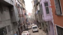 Beyoğlu'nda Bina Çöktü Aktüel Görüntü 1