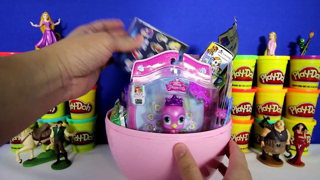 GIANT RAPUNZEL Surprise Egg Play Doh - Disney Tangled Toys Key Chain Palace Pets