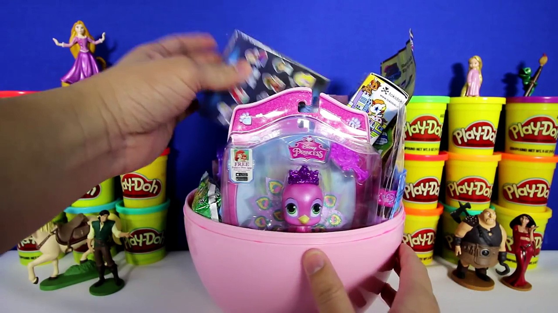 ⁣GIANT RAPUNZEL Surprise Egg Play Doh - Disney Tangled Toys Key Chain Palace Pets