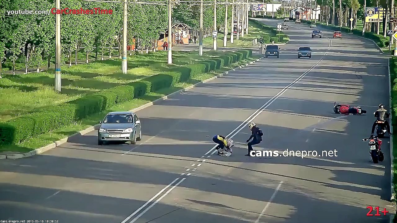 Car Crashes & Road Rage - Accidents of the Week 67