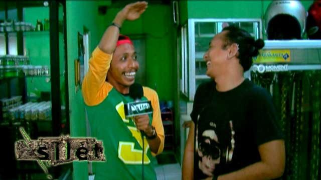 Furry Setya Wisata Kuliner Makanan Ular King Kobra - Silet 08 April 2016