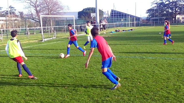 Petit extrait d'une séance U12/U13 le 07/04/2016