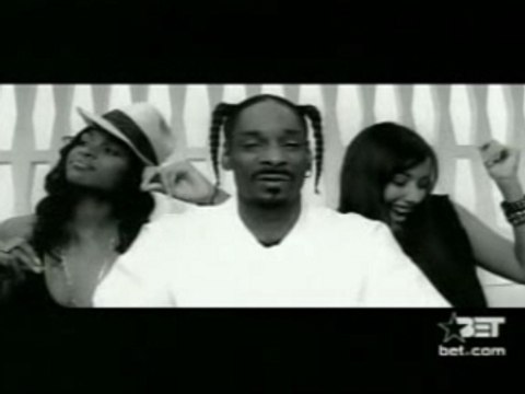 Snoop Dogg feat. Pharrell - Drop It Like It's Hot