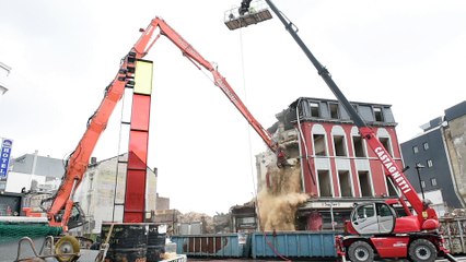Démolition des bâtiments au rond-point des Guillemins