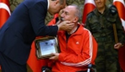 Törende duygu dolu anlar