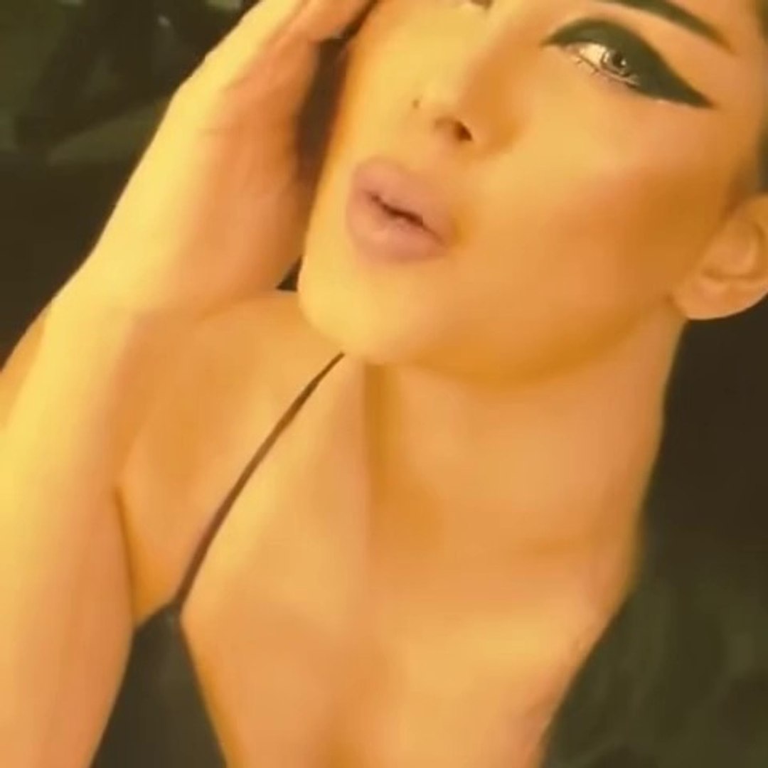Mehwish Hayat glamorous video leaked - video Dailymotion