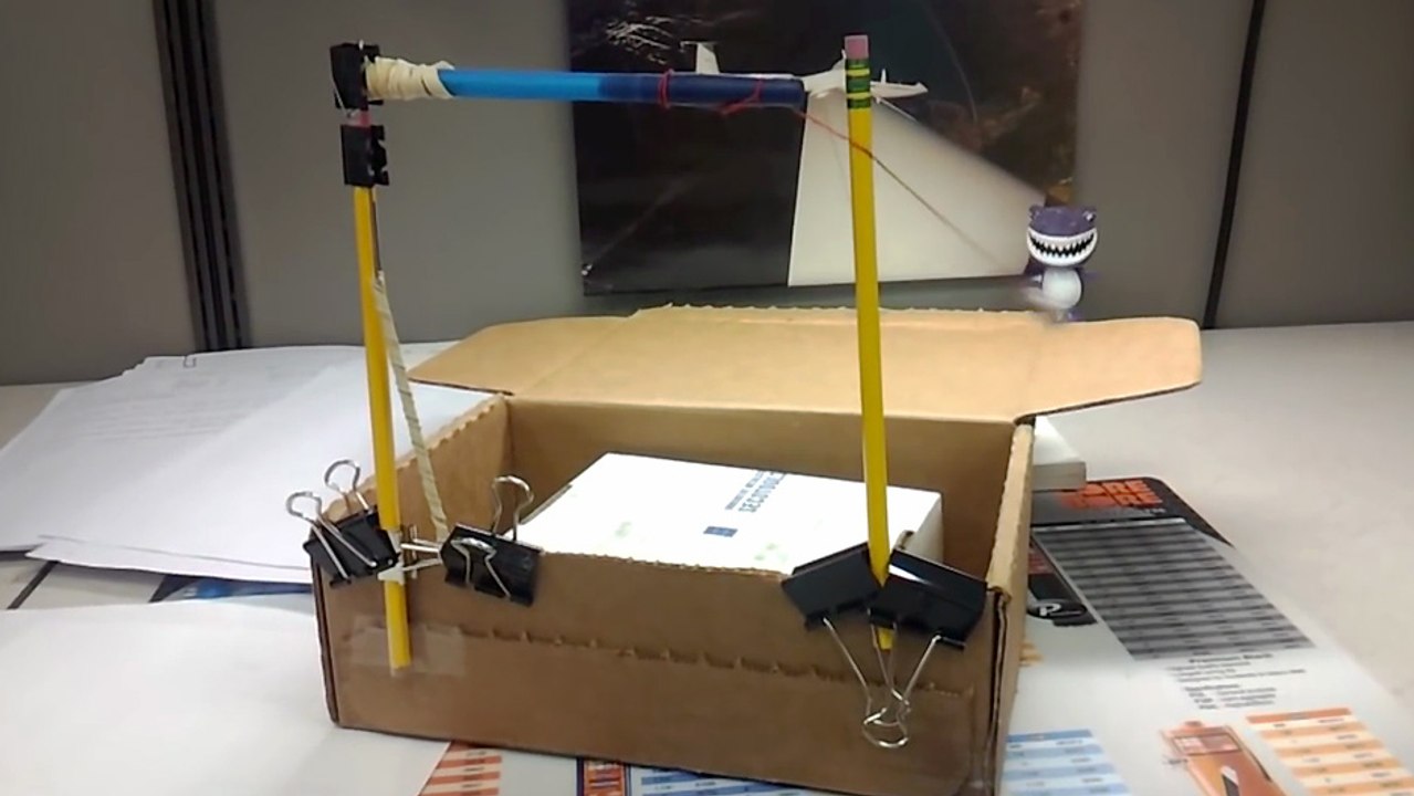 Quand ton pote s'ennuie au taf ...