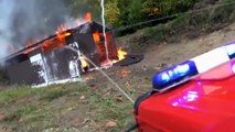 ---BIG FIRE, HEAVY FIRE IN WAREHOUSE, RC FIRE TRUCK, RC FIRE ENGINE, RC LADDER,Großbrand - YouTube
