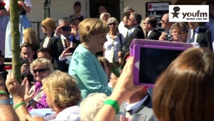 OBAMA GETTING WASTED IN GERMANY