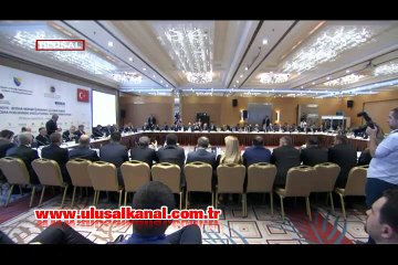 Davutoğlu: Terör örgütü PKK silahsızlanmalı sınırı tehdit etmemeli