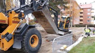 Volvo ECR58 In work with stones