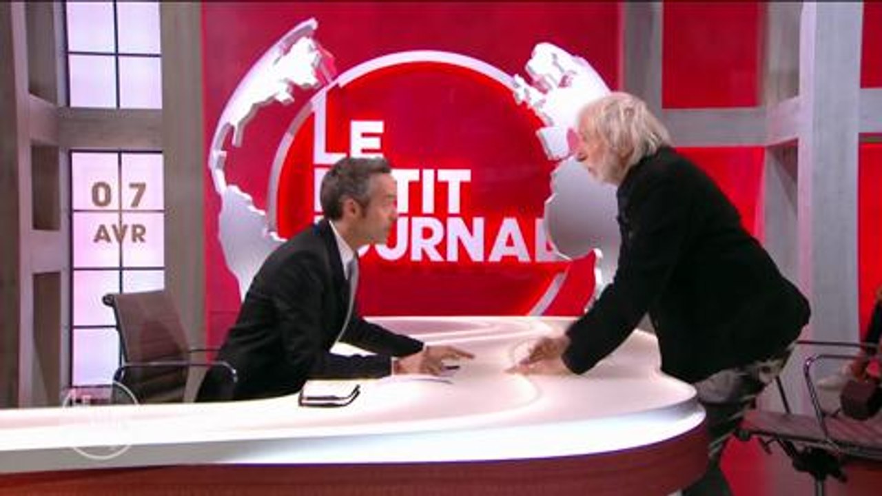 "Le Petit Journal" : Pierre Richard met une baffe à Yann Barthès !
