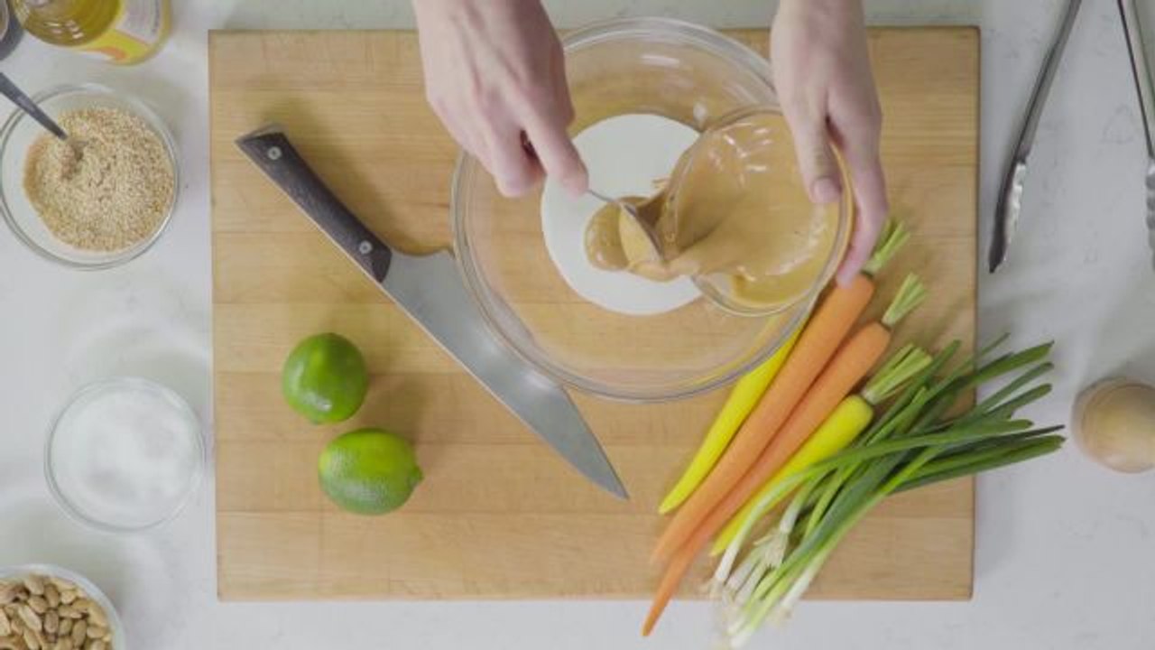5 Delicious Summer Sauces That Are Incredibly E...