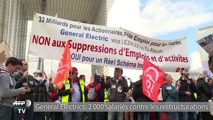 GE: au moins 2.000 salariés manifestent à Paris