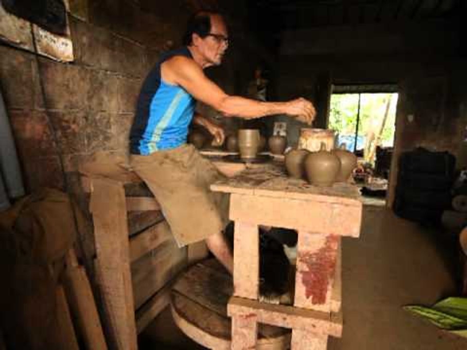 EL ALFARERO DE LA PEÑA.  Video: : Hermes González